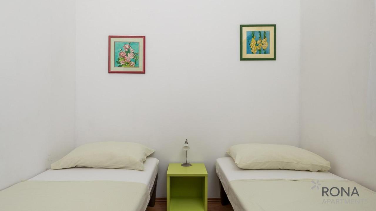 Rona Apartment Zdravko Barbariga Esterno foto