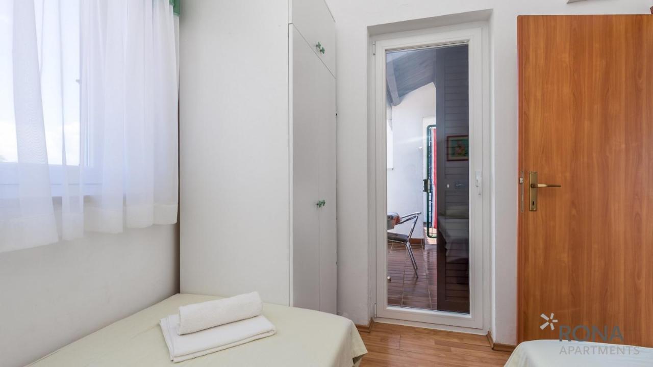 Rona Apartment Zdravko Barbariga Esterno foto